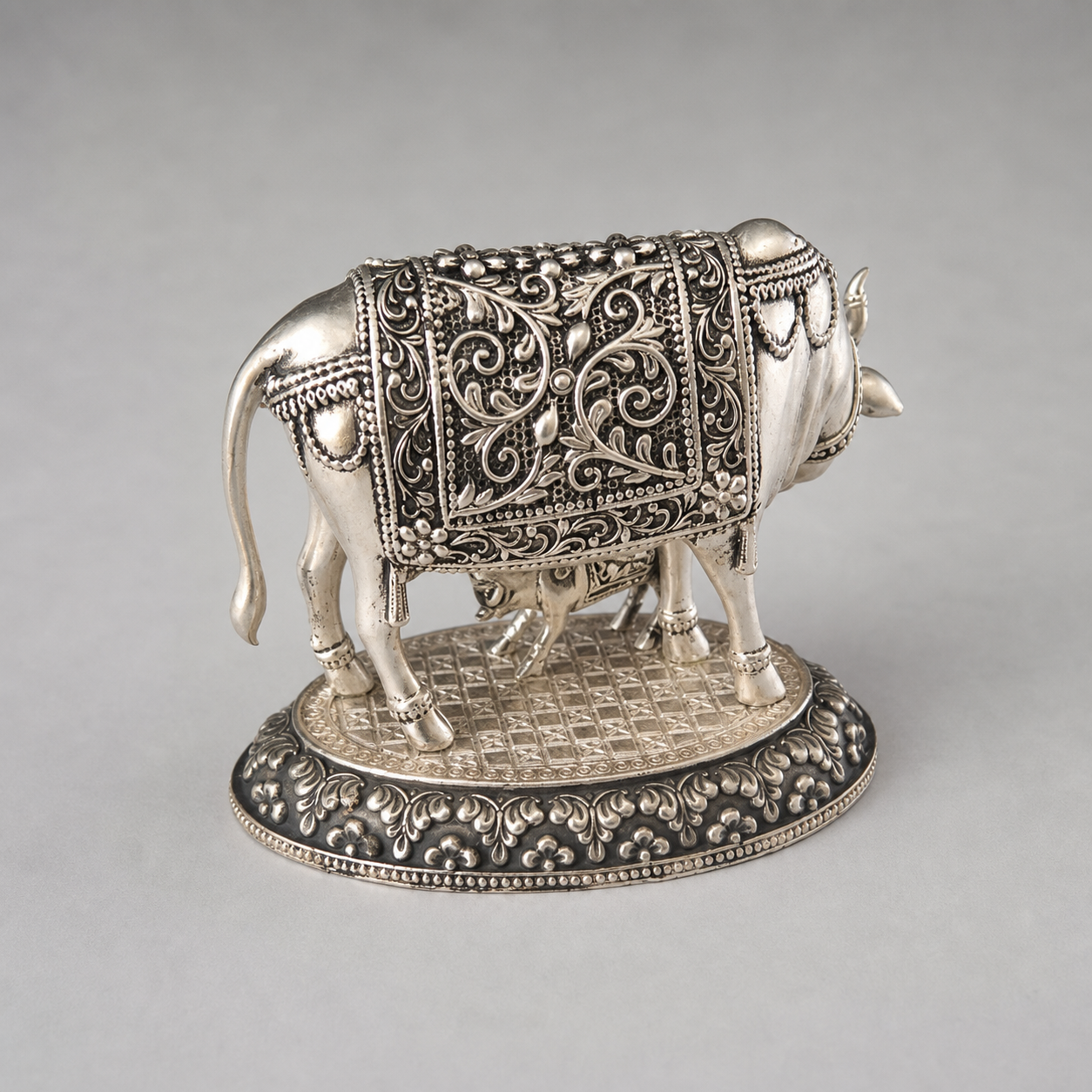 Kamdhenu Cow & Calf Sculpture in Pure Silver Plating