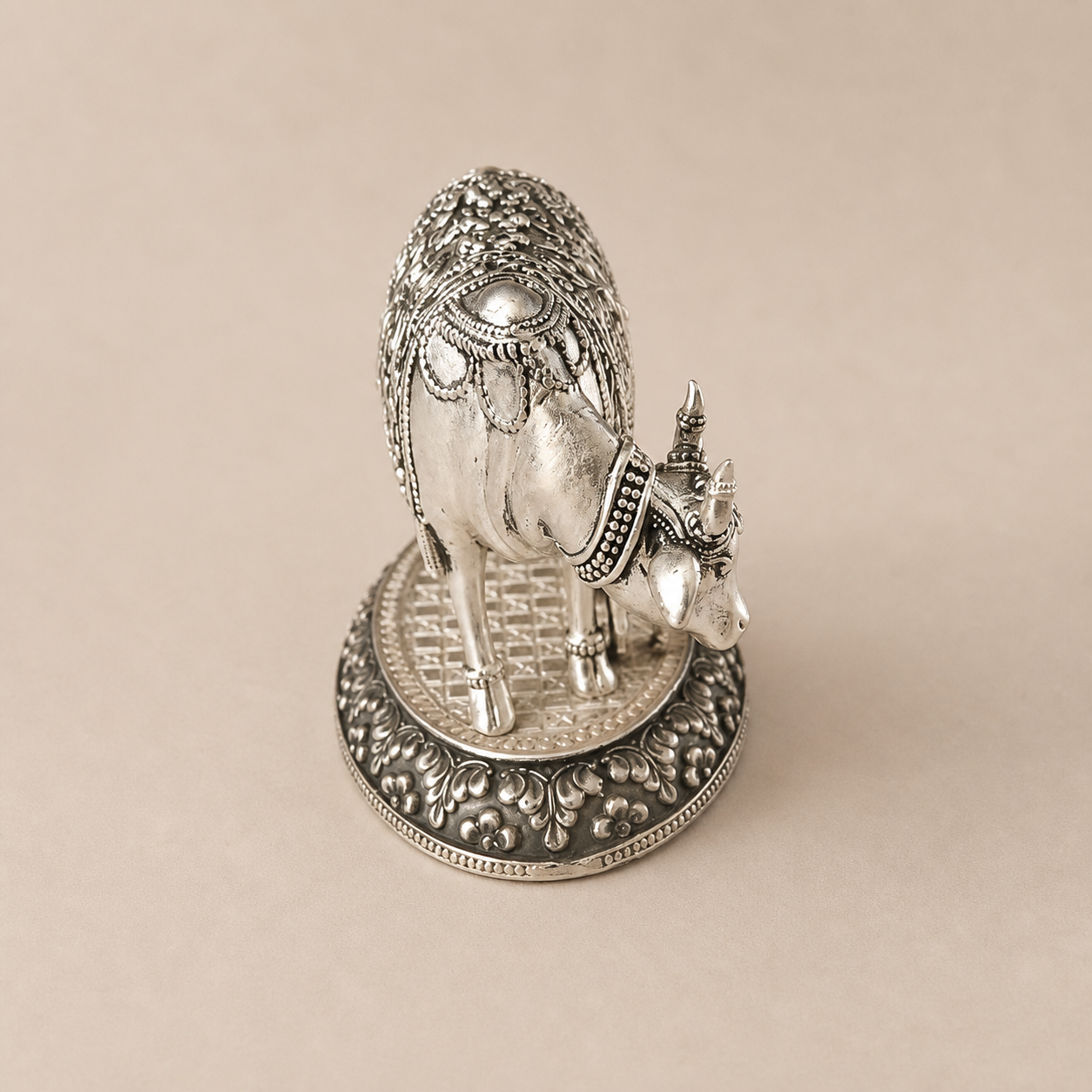 Kamdhenu Cow & Calf Sculpture in Pure Silver Plating