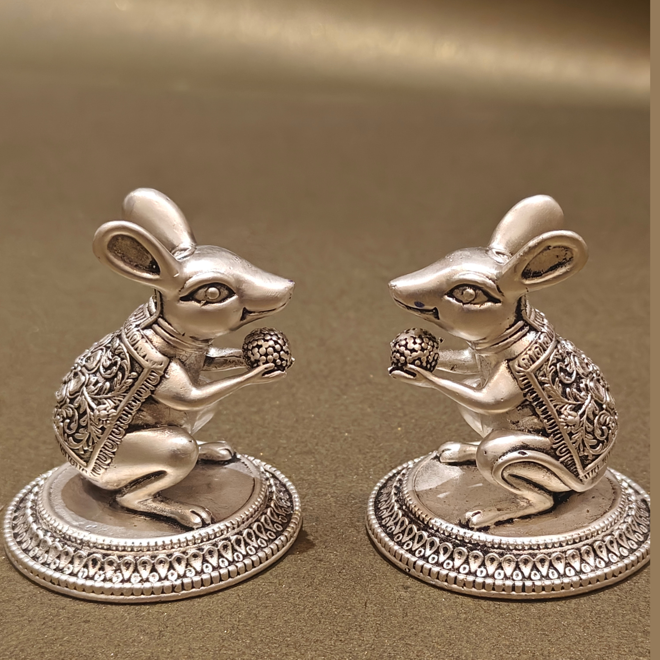 Silver-Plated Mushak with Laddu