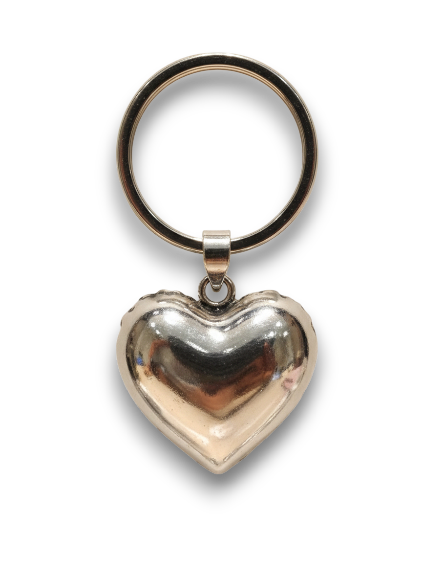 Sabera Silver Heart Keyring – Customizable Love Keepsake