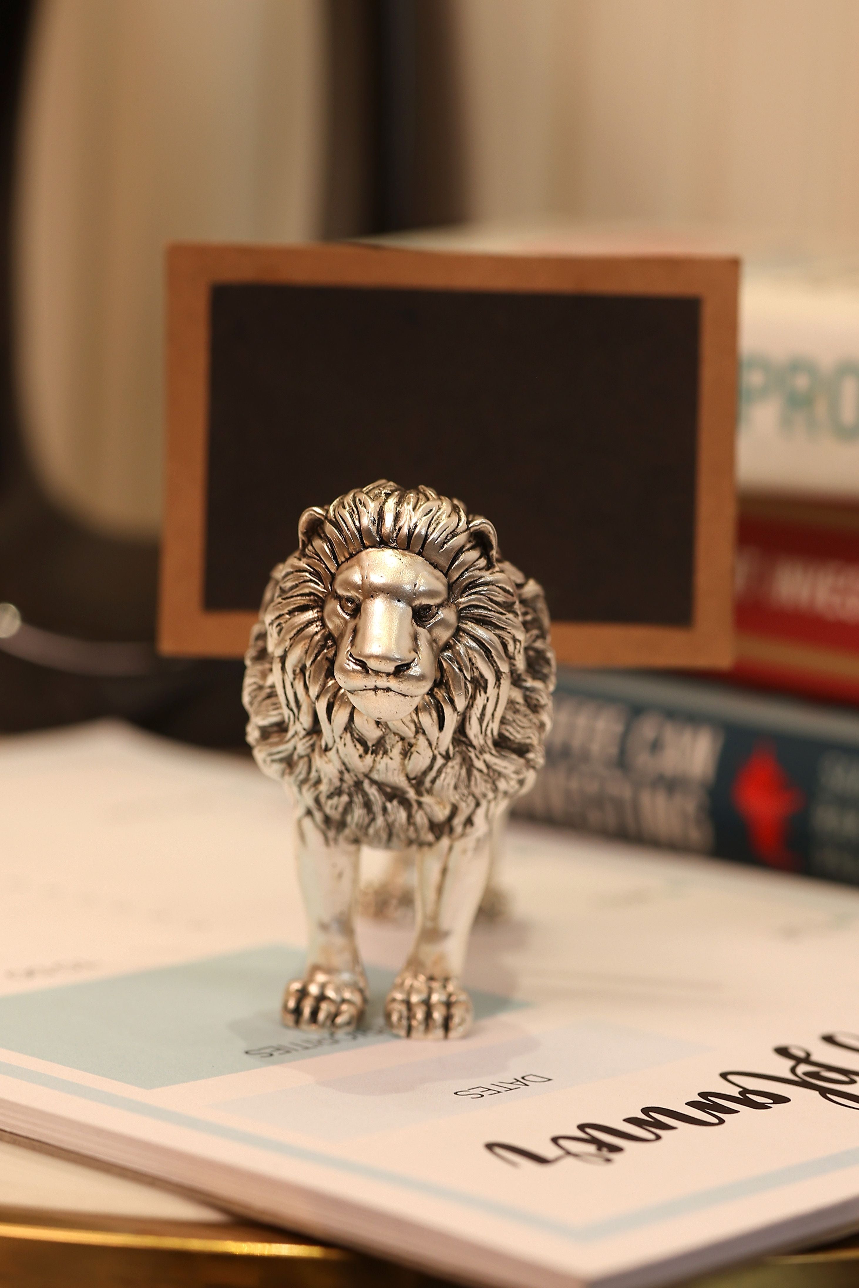 Lion Place Card Holder for Table in Silver Plating