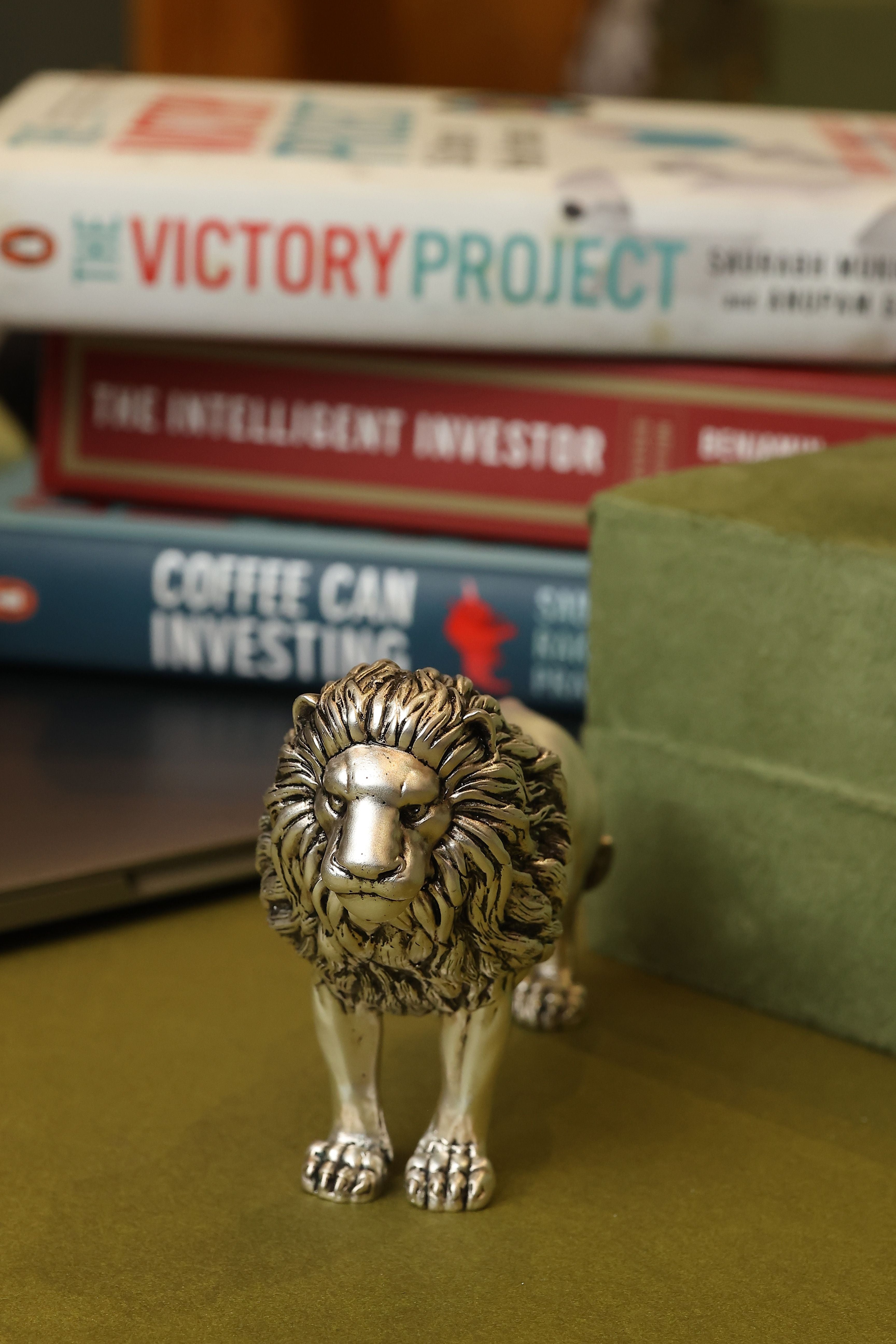 Lion Place Card Holder for Table in Silver Plating