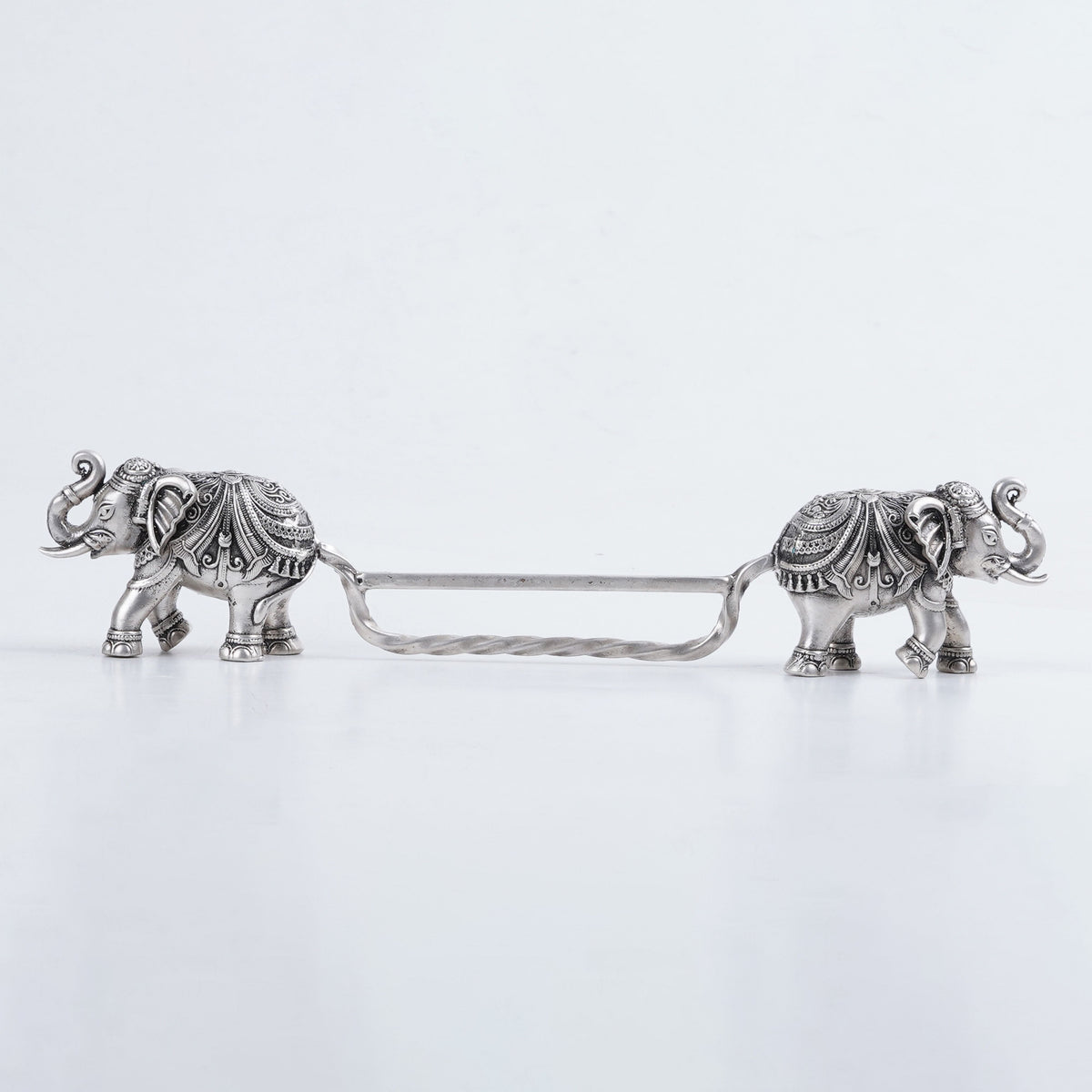 Elephant carved spoon rest in pure silver plating, one piece from the gift box